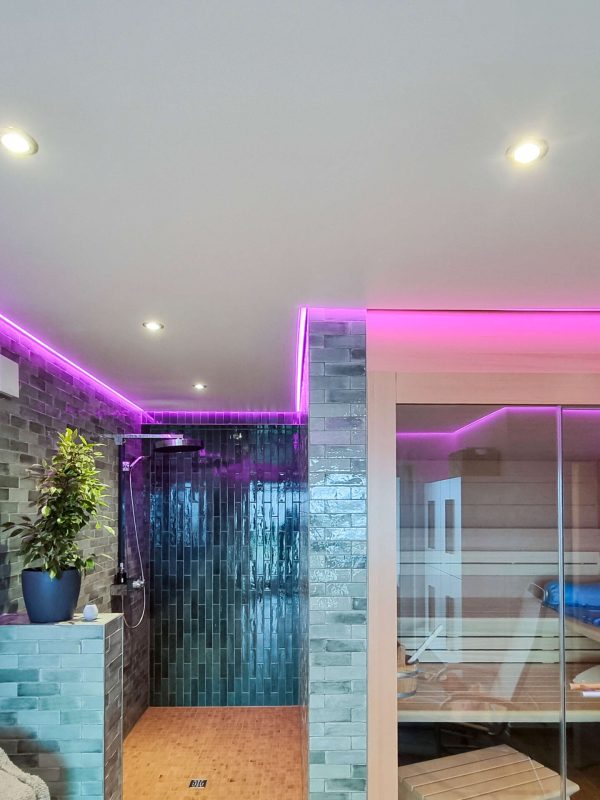 Wellnessbereich mit Traumsauna im Keller in Wettenberg 5